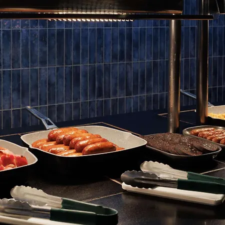 Hilton Leeds Hotel 4*