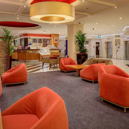 Hilton Hotel 4*