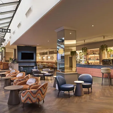 Hilton 4*