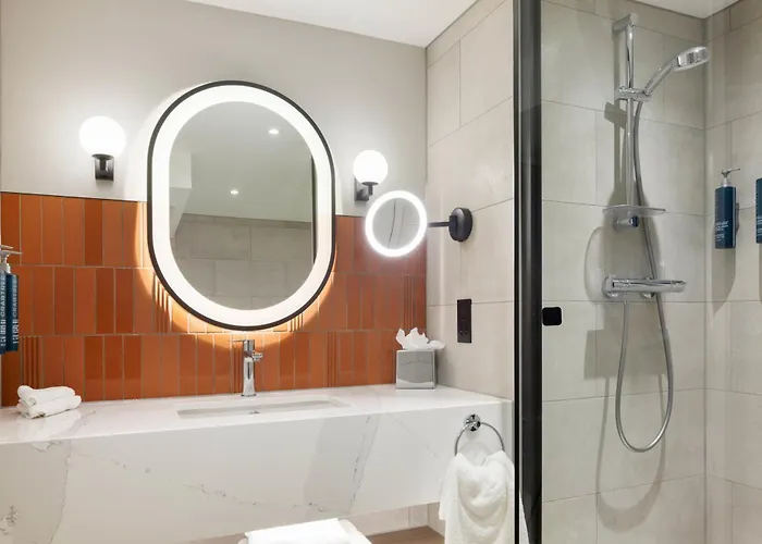 希尔顿利兹城市酒店 4*